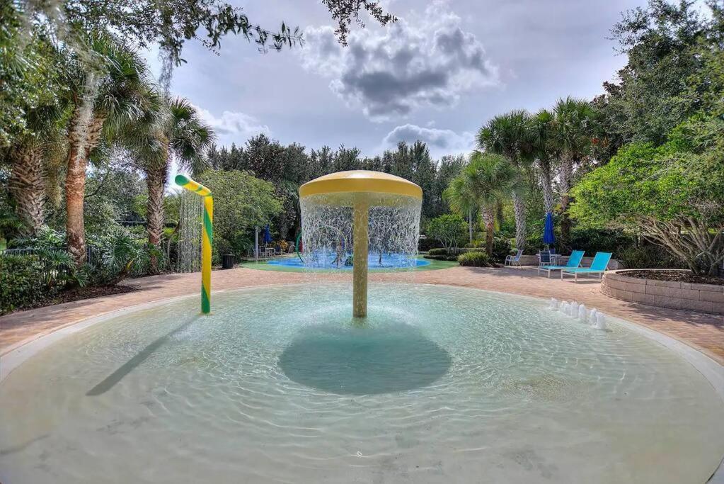 A Spooktacular Haunted Mansion. Lägenhet Kissimmee Exteriör bild